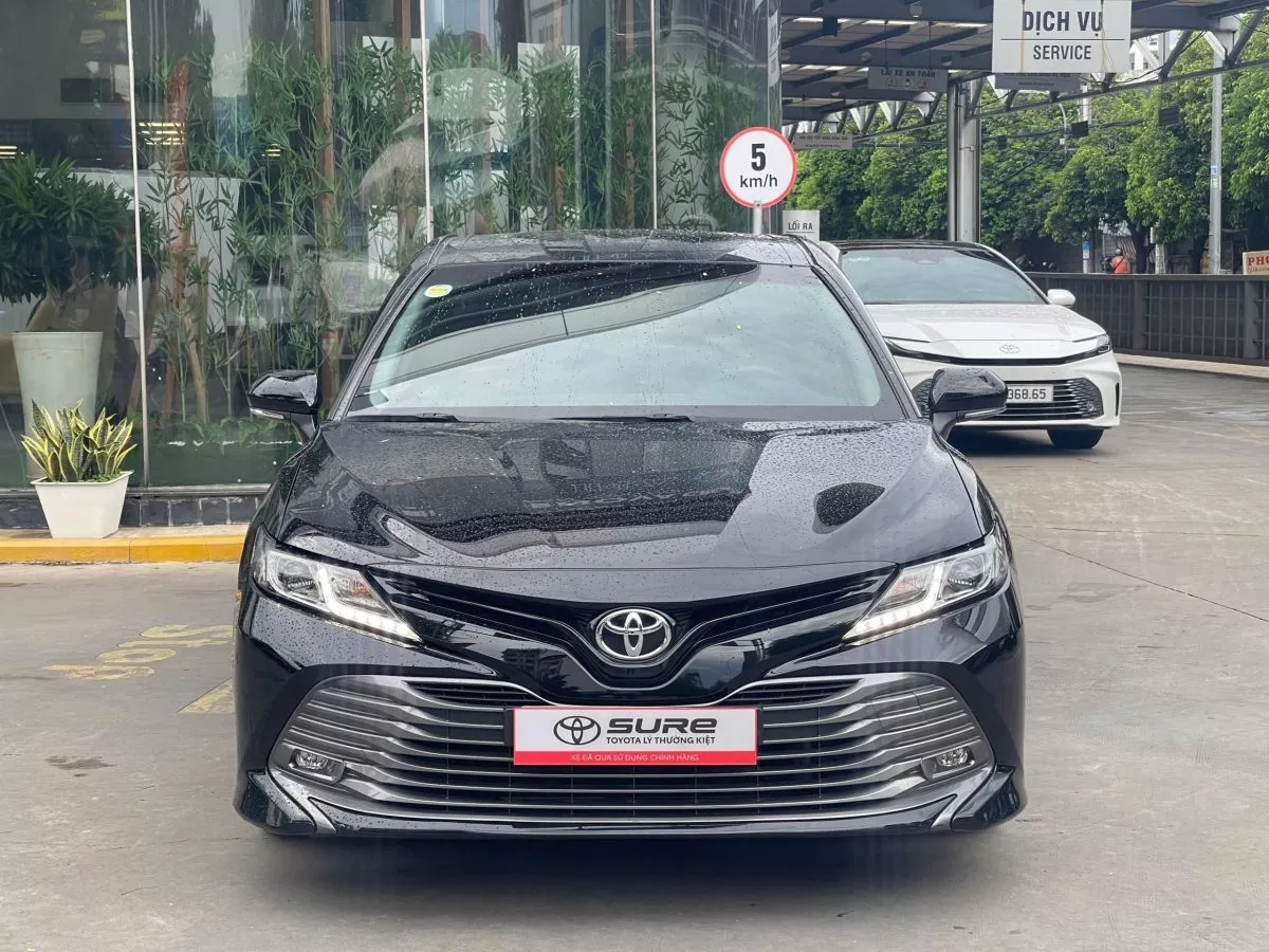 Toyota Camry 2.0G 2019 1 Toyota Camry 2.0G 2019