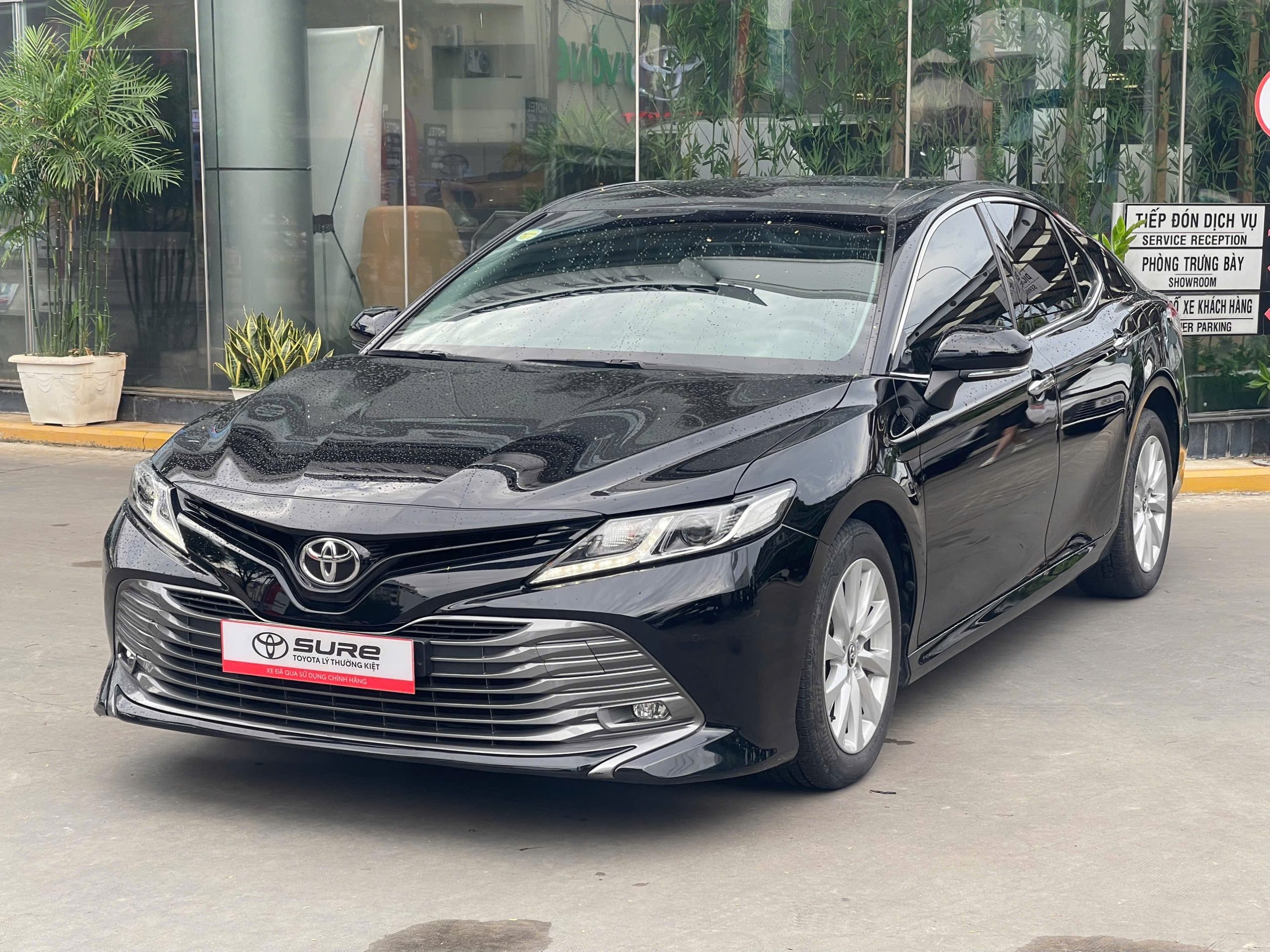 Toyota Camry 2.0G 2019 3 Toyota Camry 2.0G 2019