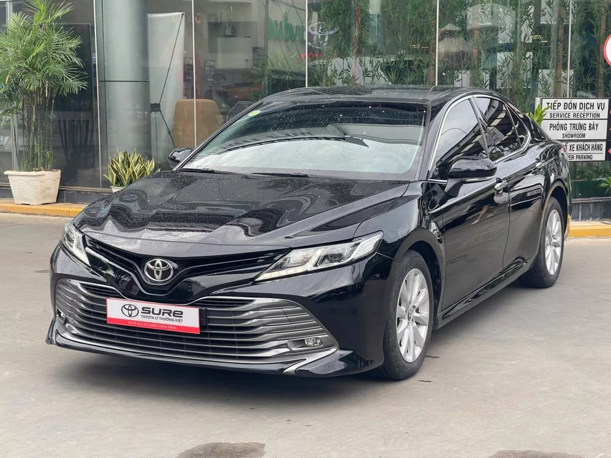 Toyota Camry 2.0G 2019 3 Toyota Camry 2.0G 2019