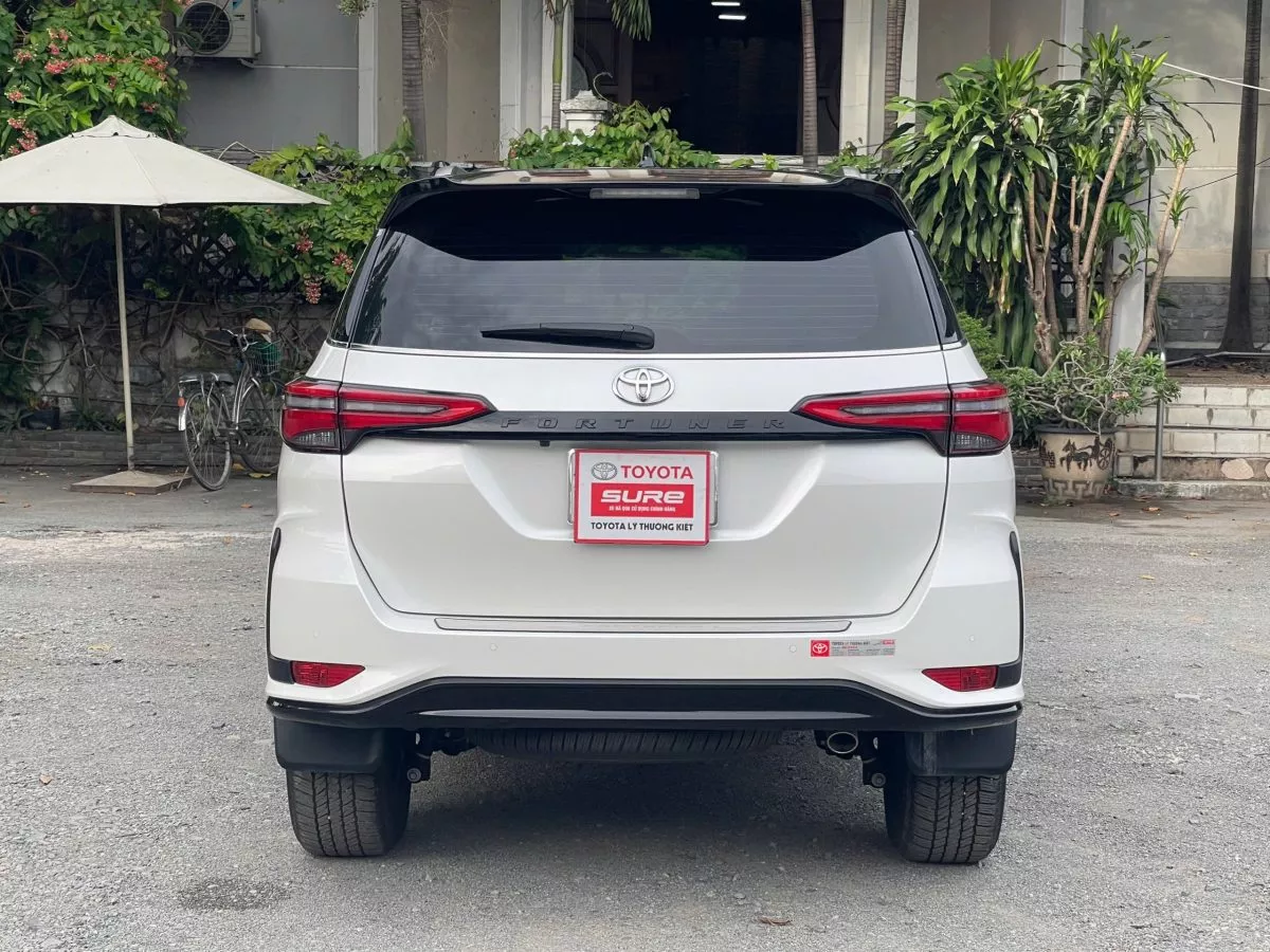 Toyota Fortuner 2.7 At 2024 5 Toyota Fortuner 2.7 At 2024