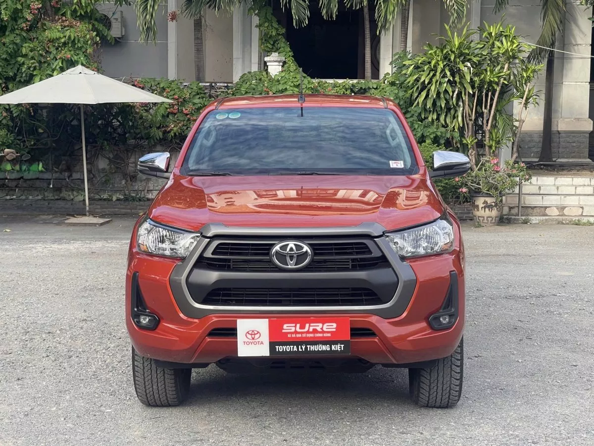 Toyota Hilux 2.4At 2021 1 Toyota Hilux 2.4At 2021