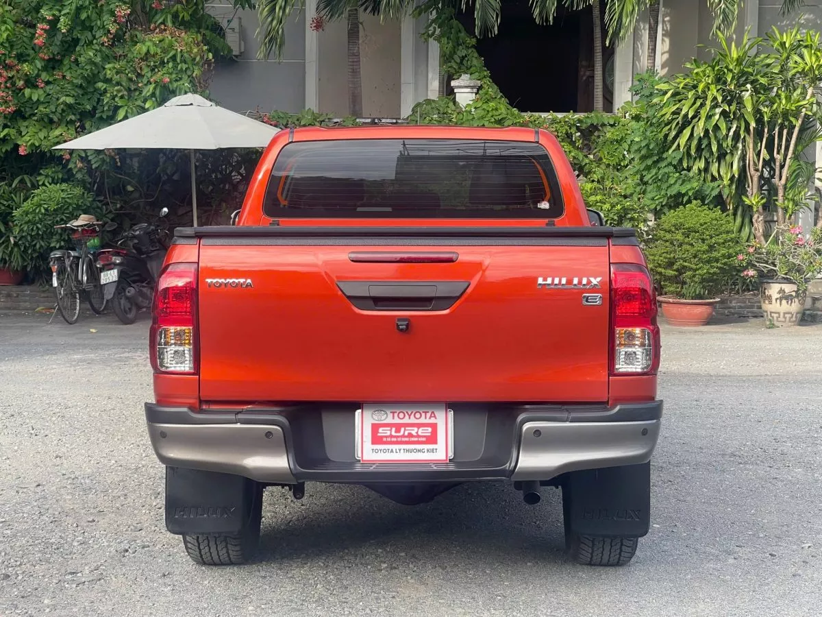 Toyota Hilux 2.4At 2021 6 Toyota Hilux 2.4At 2021