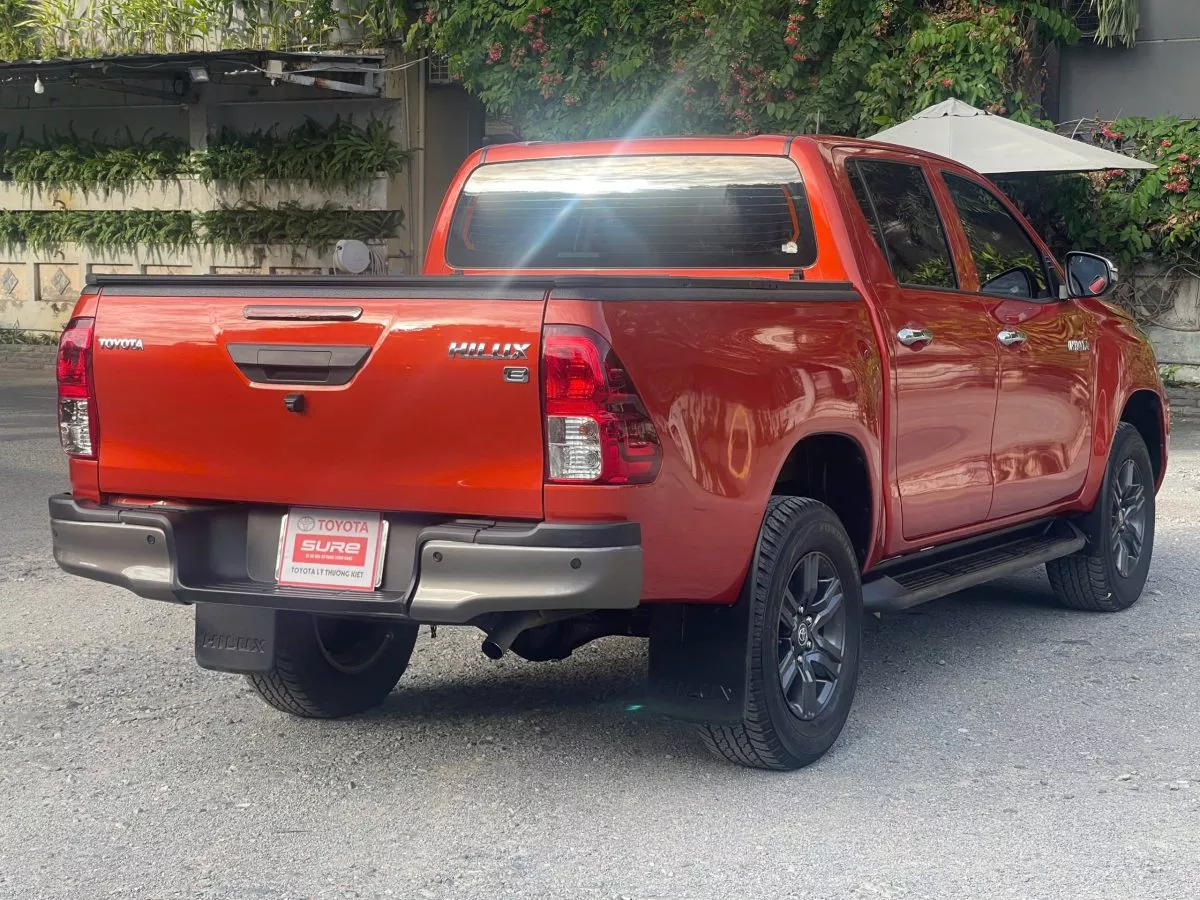 Toyota Hilux 2.4At 2021 5 Toyota Hilux 2.4At 2021
