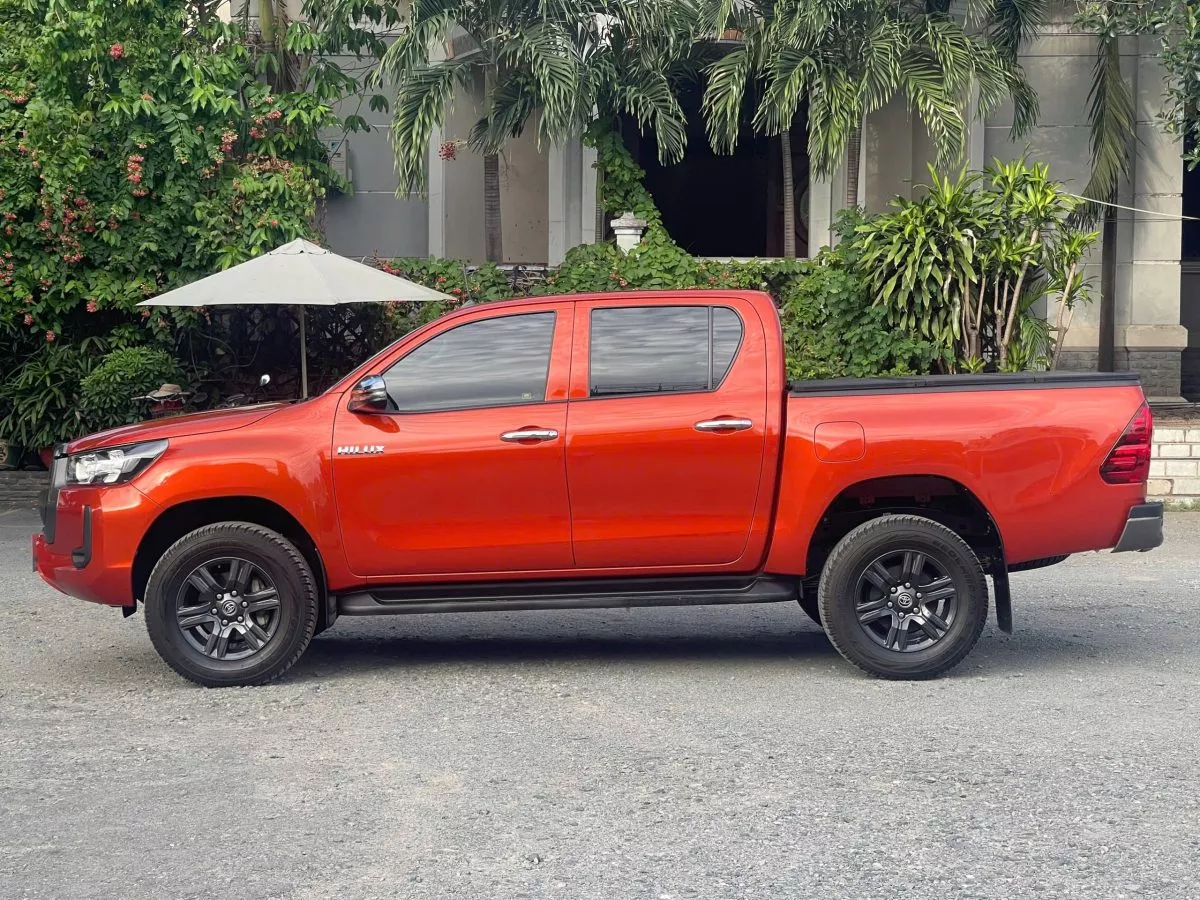 Toyota Hilux 2.4At 2021 4 Toyota Hilux 2.4At 2021
