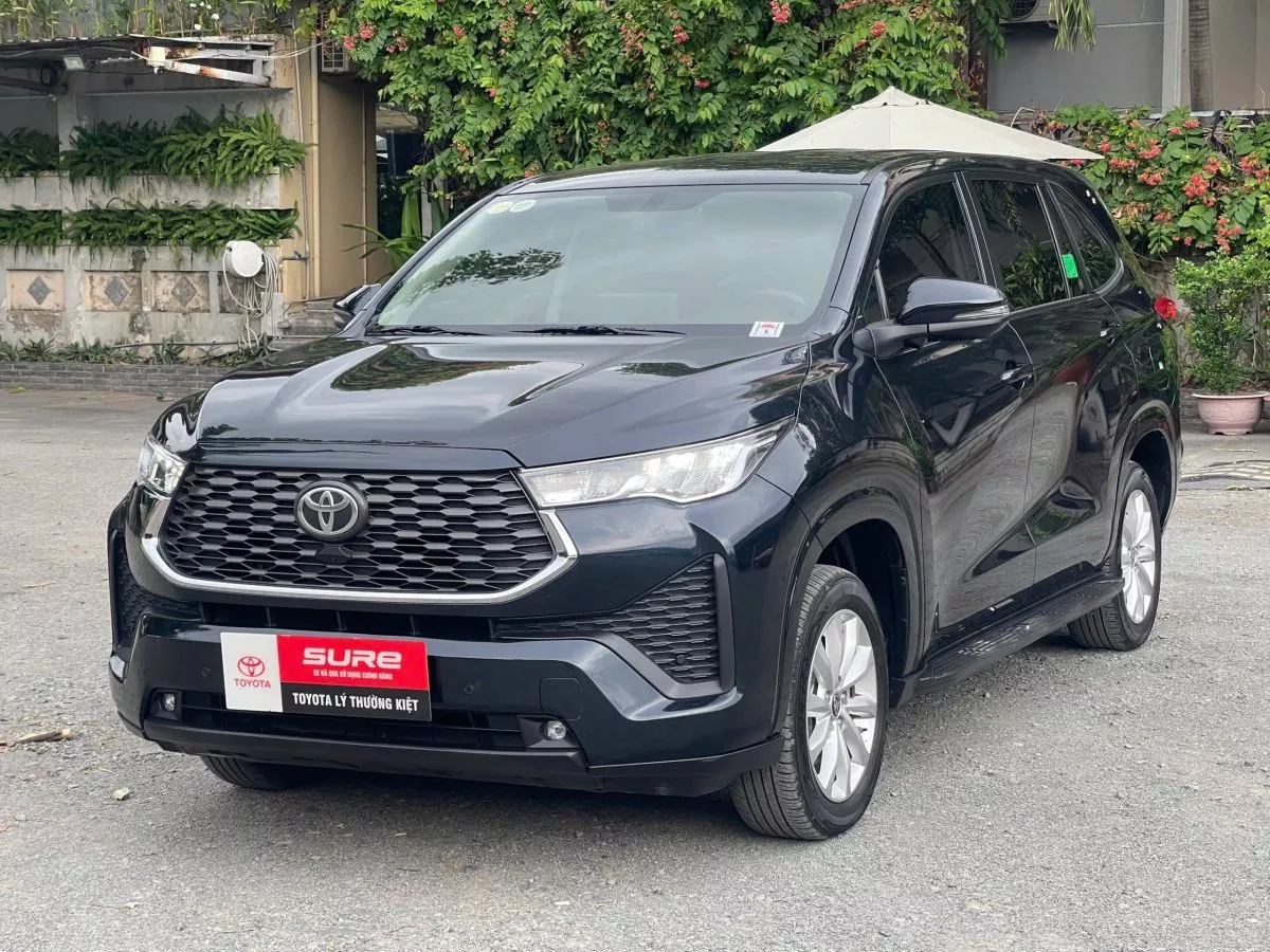 Toyota Innova Cross 2.0V 2025 3 Toyota Innova Cross 2.0V 2025
