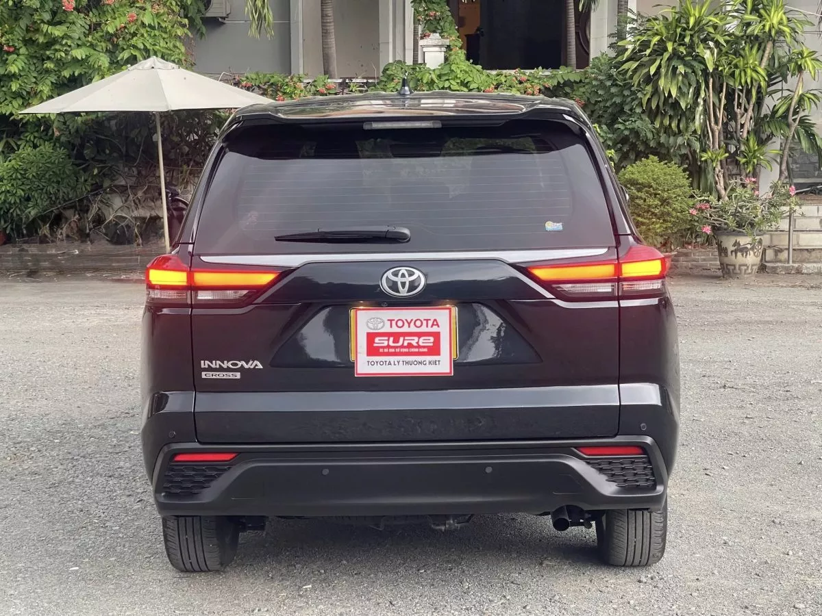 Toyota Innova Cross 2.0V 2025 6 Toyota Innova Cross 2.0V 2025