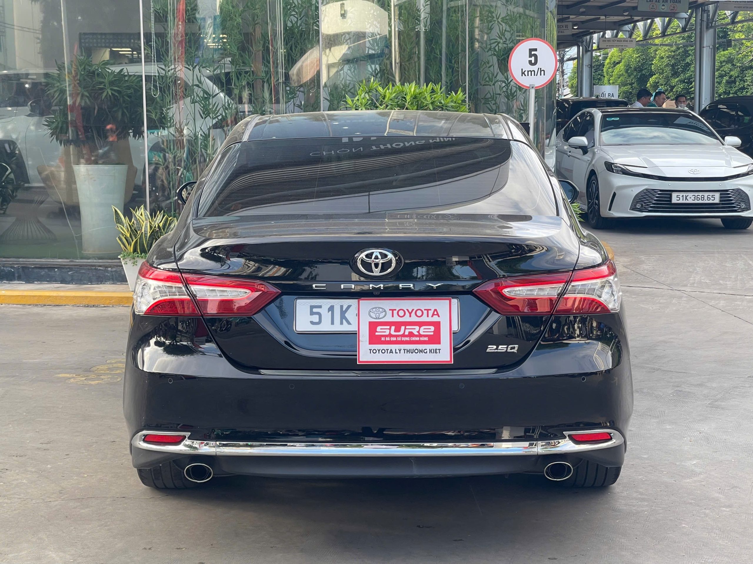 Toyota Camry 2.5Q 2020 6 Toyota Camry 2.5Q 2020
