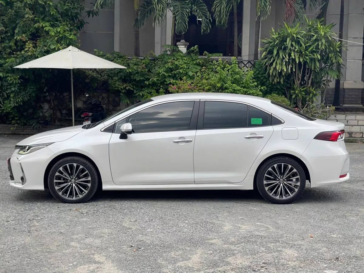 Toyota Corolla Altis 1.8V 2024 4 Toyota Corolla Altis 1.8V 2024