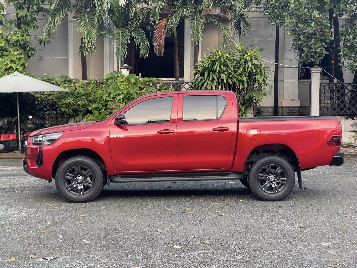 Toyota Hilux 2.4At 2025 5 Toyota Hilux 2.4At 2025