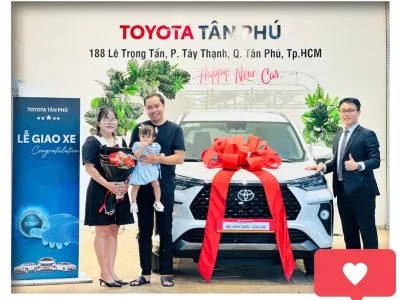 Giao Xe Toyota Tân Phú 4