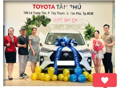 Giao Xe Toyota Tân Phú 6