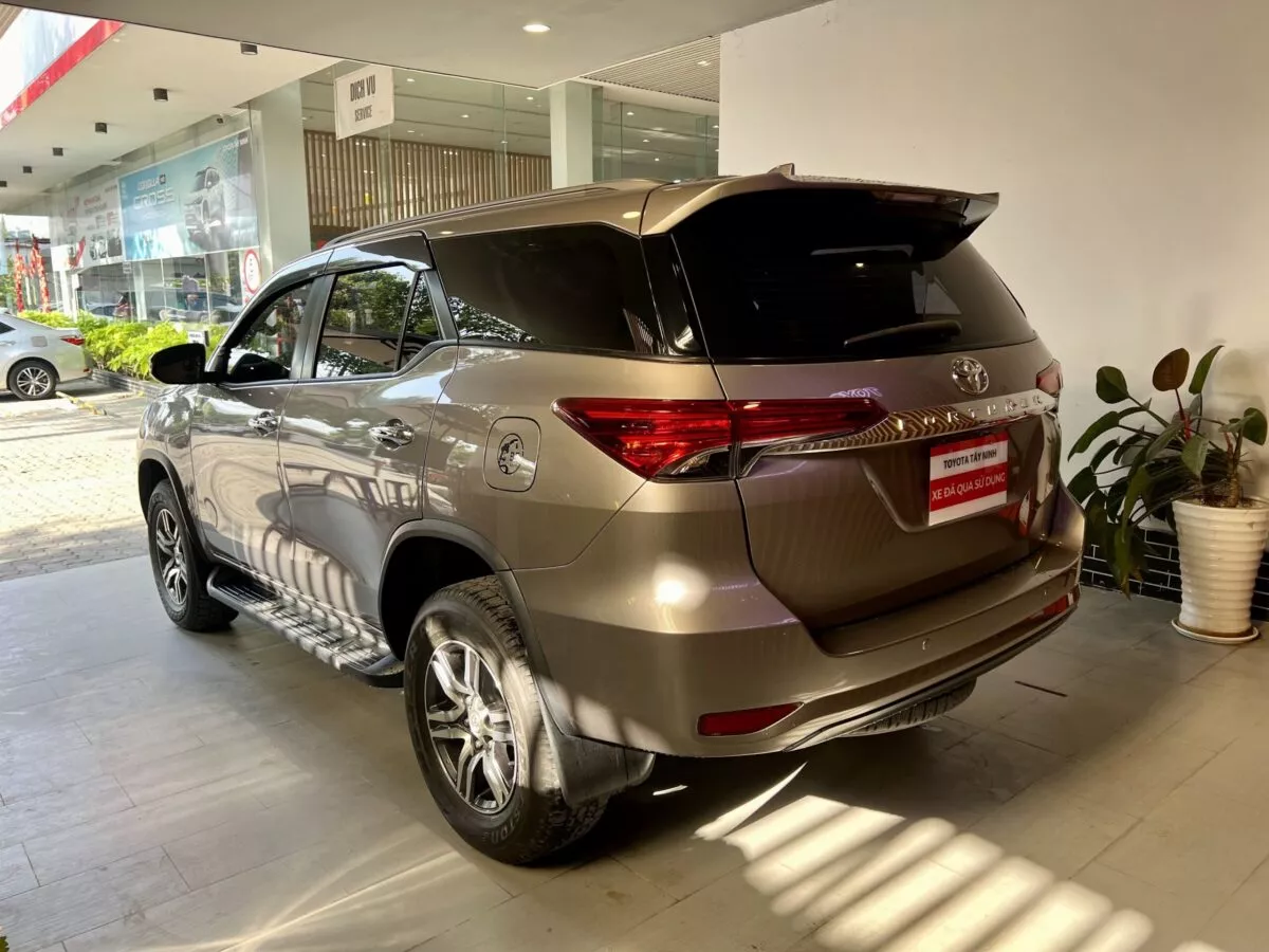 Toyota Fortuner 2.7At - 2019