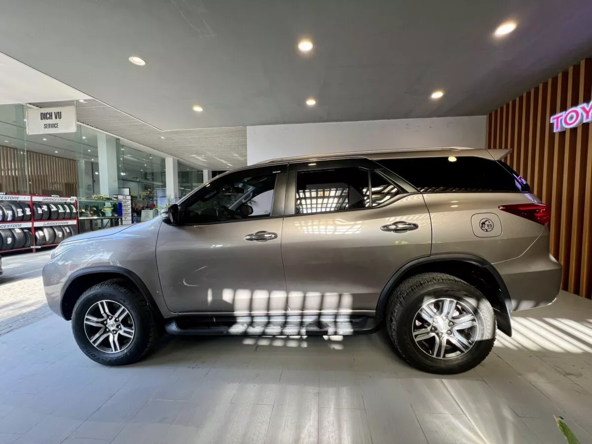 Toyota Fortuner 2.7At - 2019